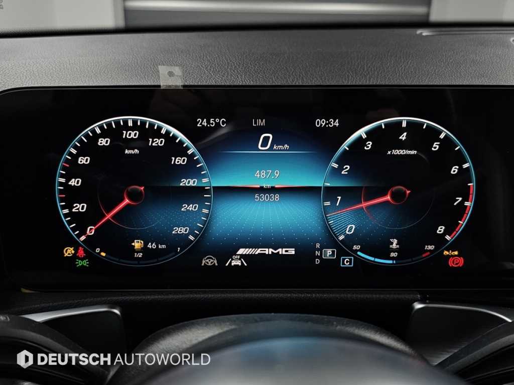 Mercedes Benz GLB Class - Vista 8