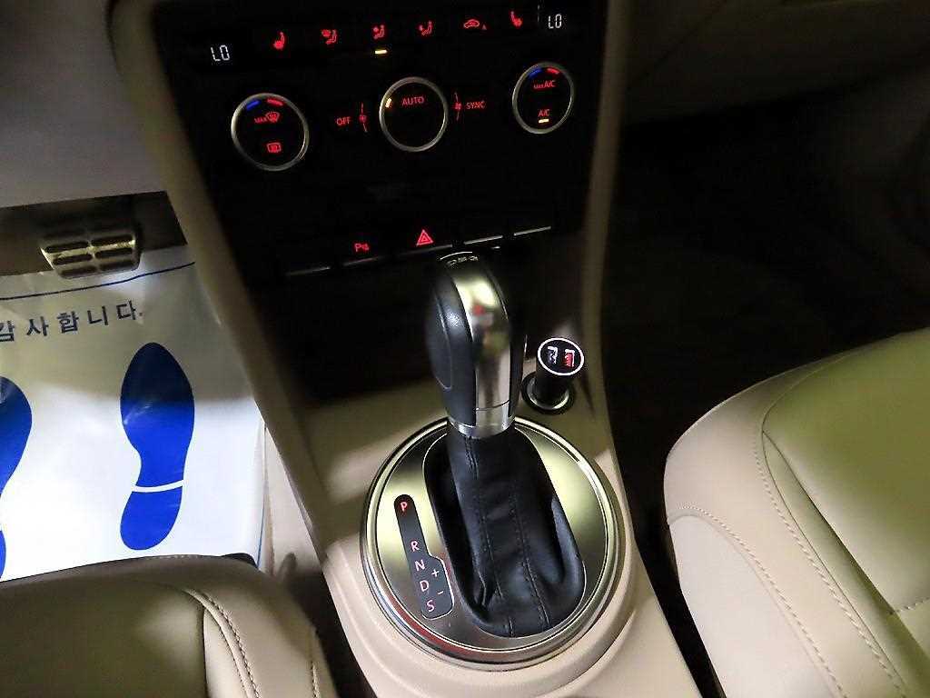 Volkswagen Beetle 2013 Blanco - Importación desde Corea - HF Imports Iquique - Foto 13
