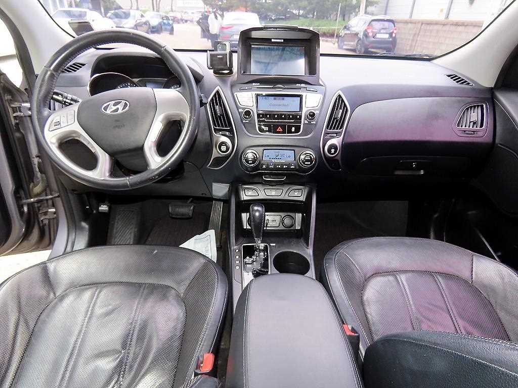 HYUNDAI Tucson - Vista 7