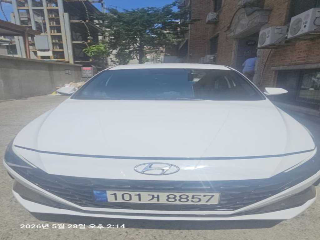 HYUNDAI Avante 2021 Blanco - Importación desde Corea - HF Imports Iquique - Foto 1