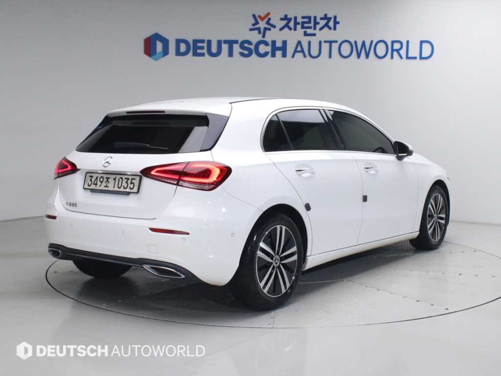 Mercedes Benz A Class - Vista 2
