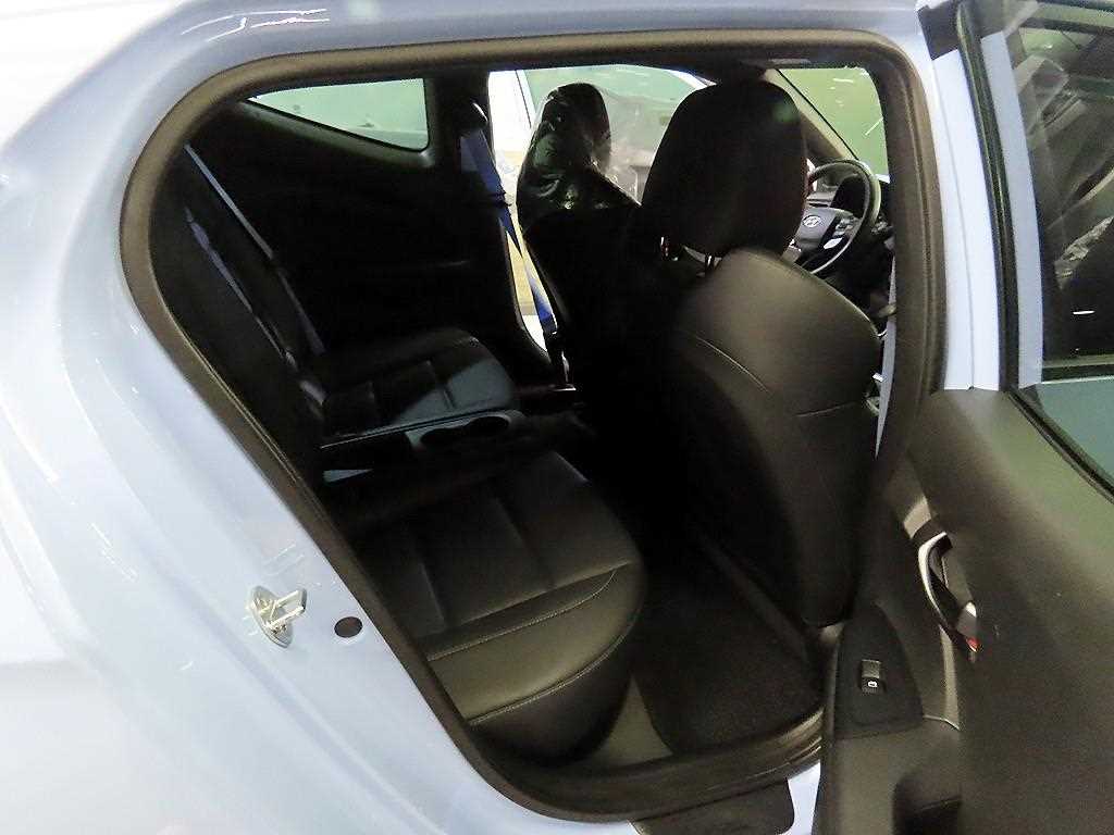 HYUNDAI Veloster - Vista 7