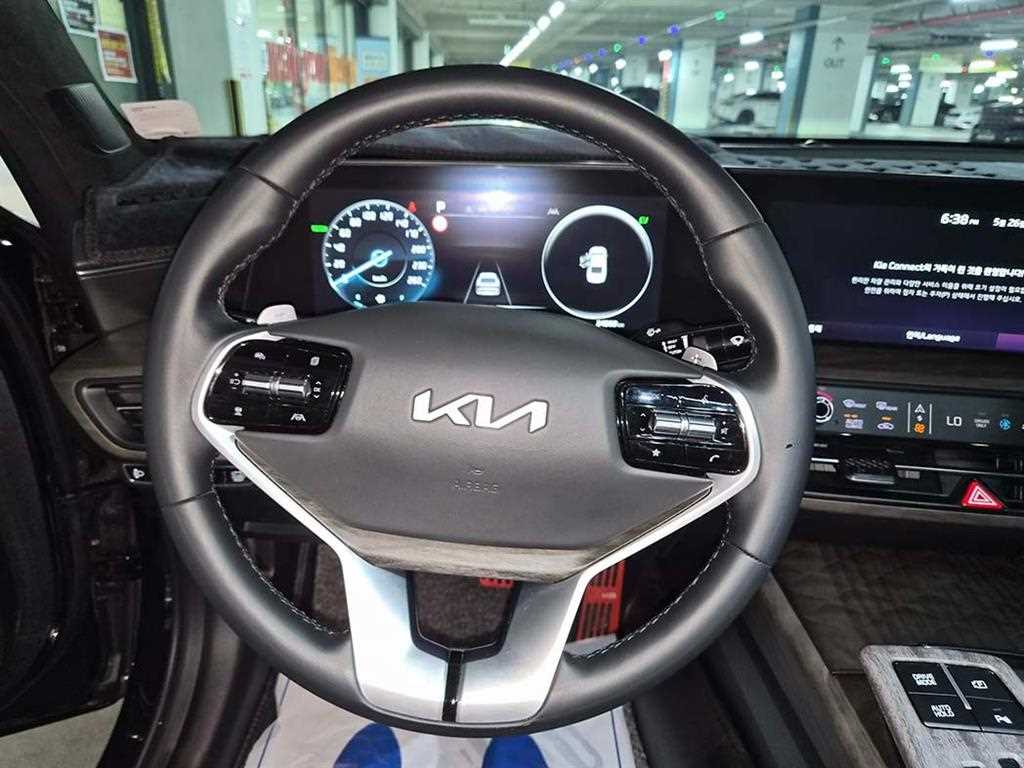 KIA K8 - Vista 8