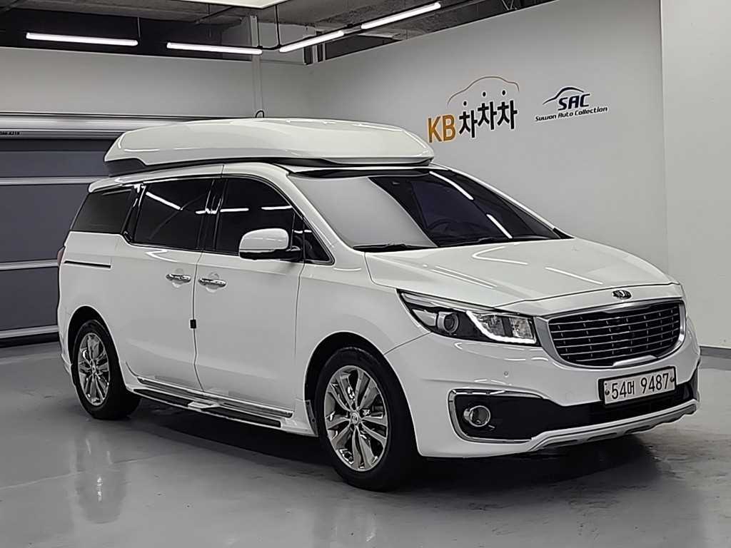 KIA Carnival - Vista 4