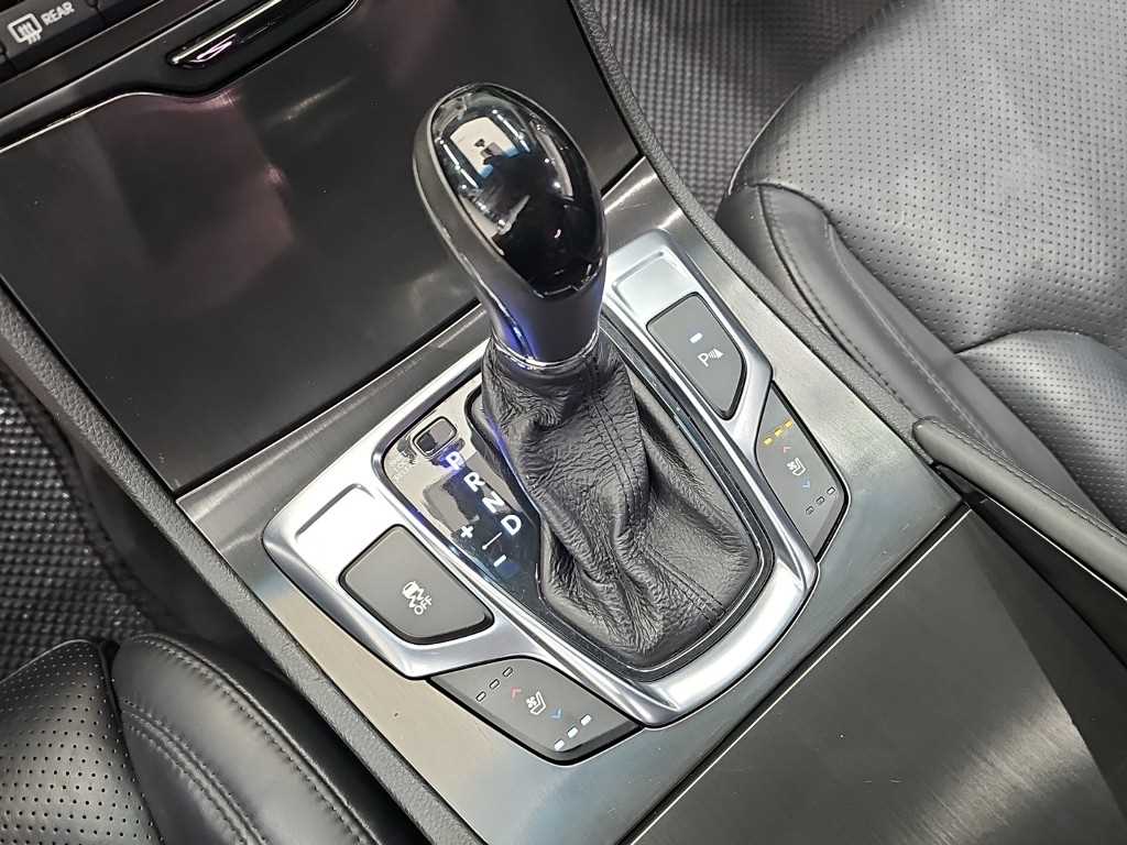 HYUNDAI Grandeur - Vista 8