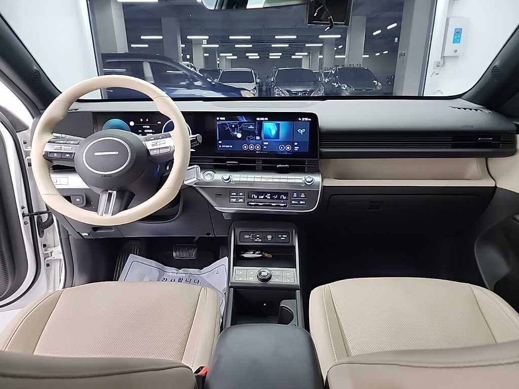 HYUNDAI Kona - Vista 7