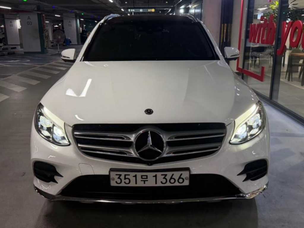 Mercedes Benz GLC Class 2019 Blanco - Importación desde Corea - HF Imports Iquique - Foto 1