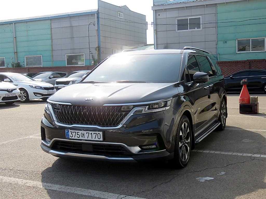 KIA Carnival - Vista 2