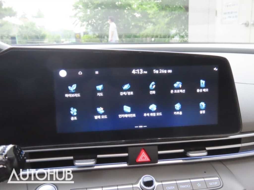 HYUNDAI Avante - Vista 8