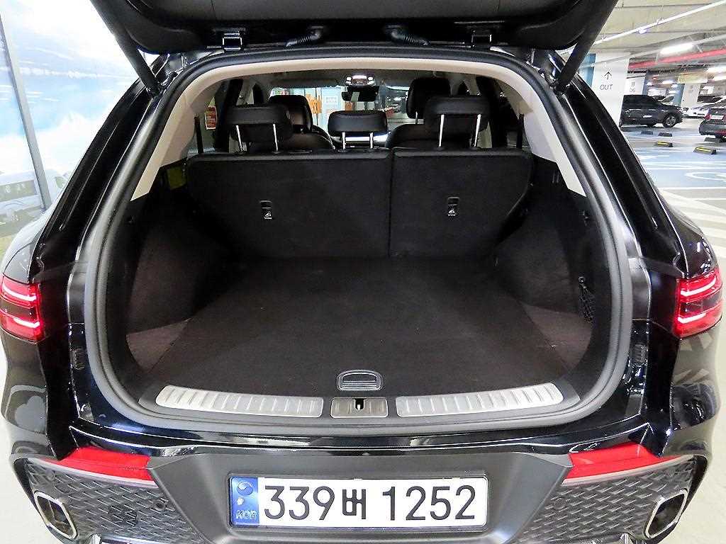Genesis GV70 2024 Negro - Importación desde Corea - HF Imports Iquique - Foto 16