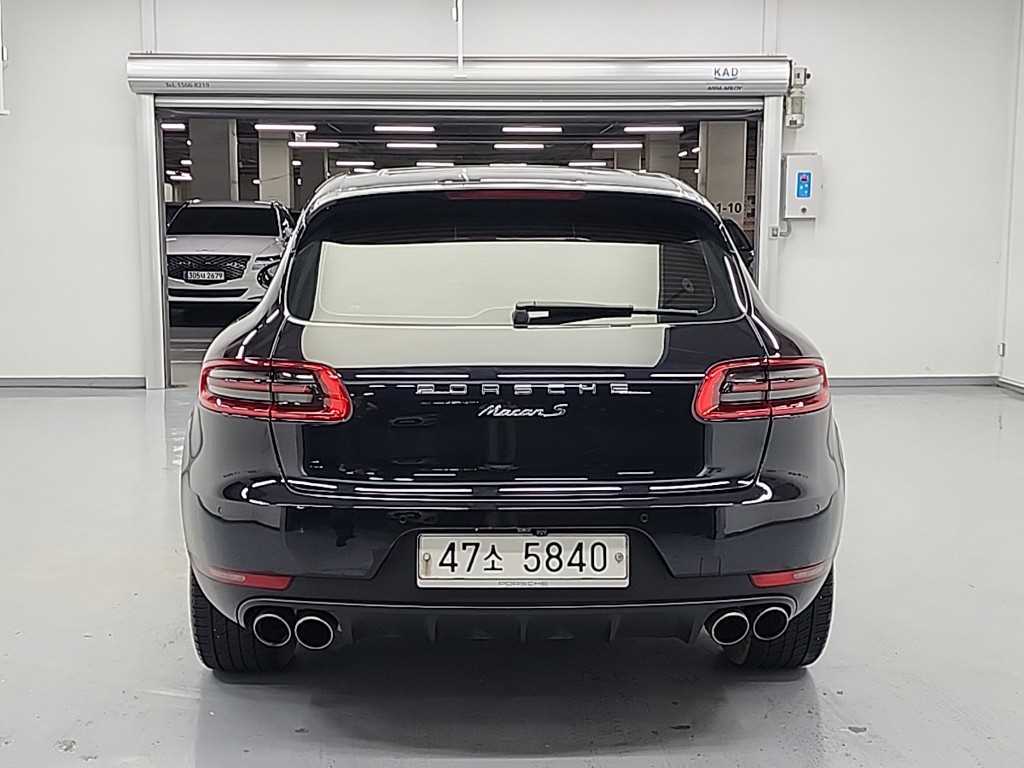 Porsche Macan - Vista 3
