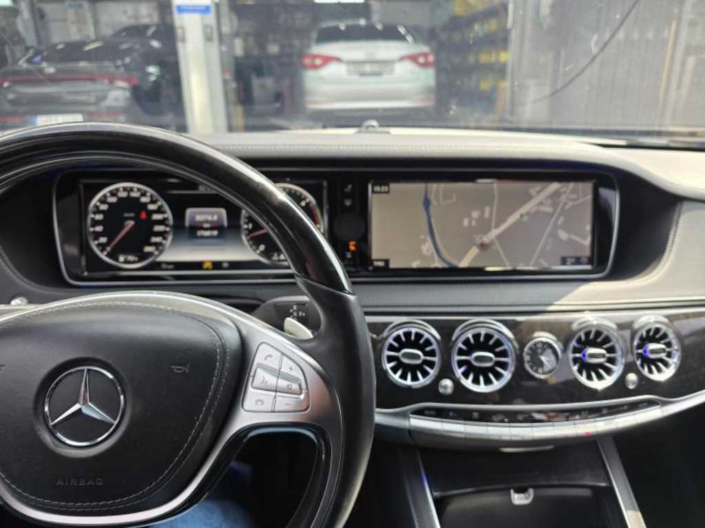 Mercedes Benz S Class - Vista 6