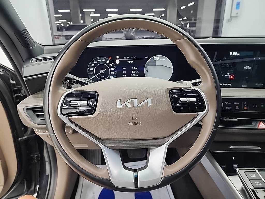 KIA K8 - Vista 9
