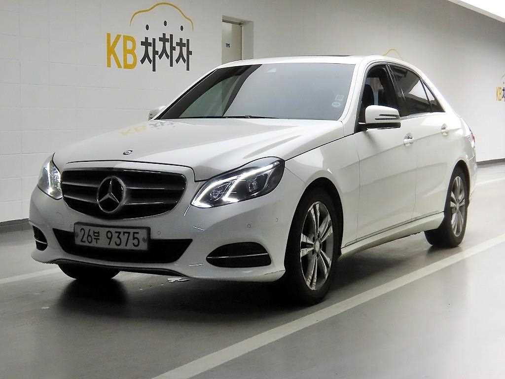 Mercedes Benz E class - Vista 2