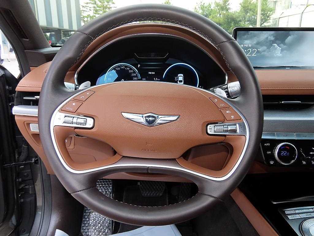 Genesis G80 - Vista 8