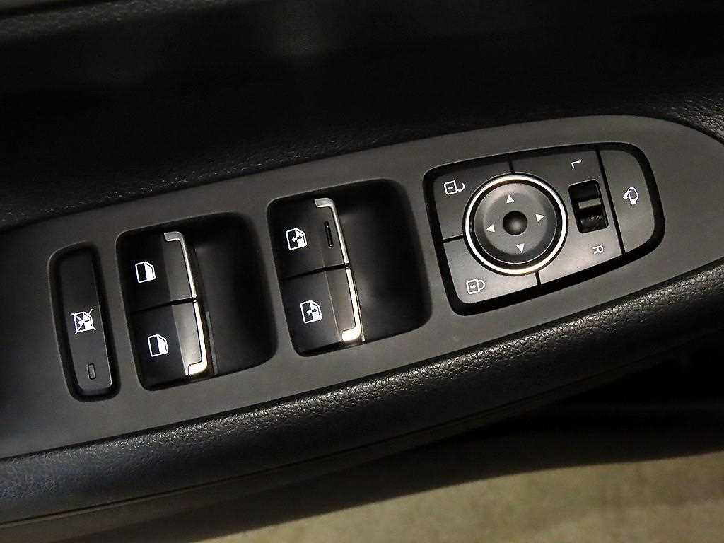 HYUNDAI Grandeur 2018 Negro - Importación desde Corea - HF Imports Iquique - Foto 14