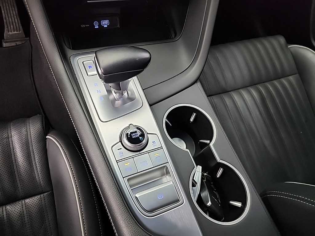 Genesis G70 - Vista 8