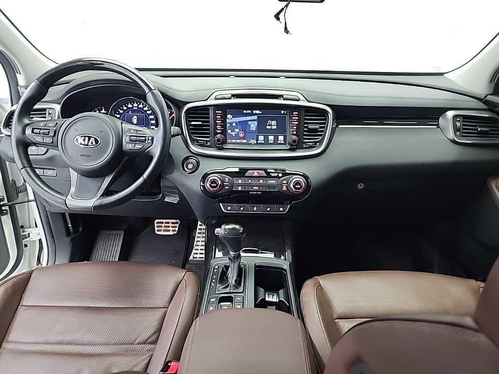 KIA Sorento - Vista 7