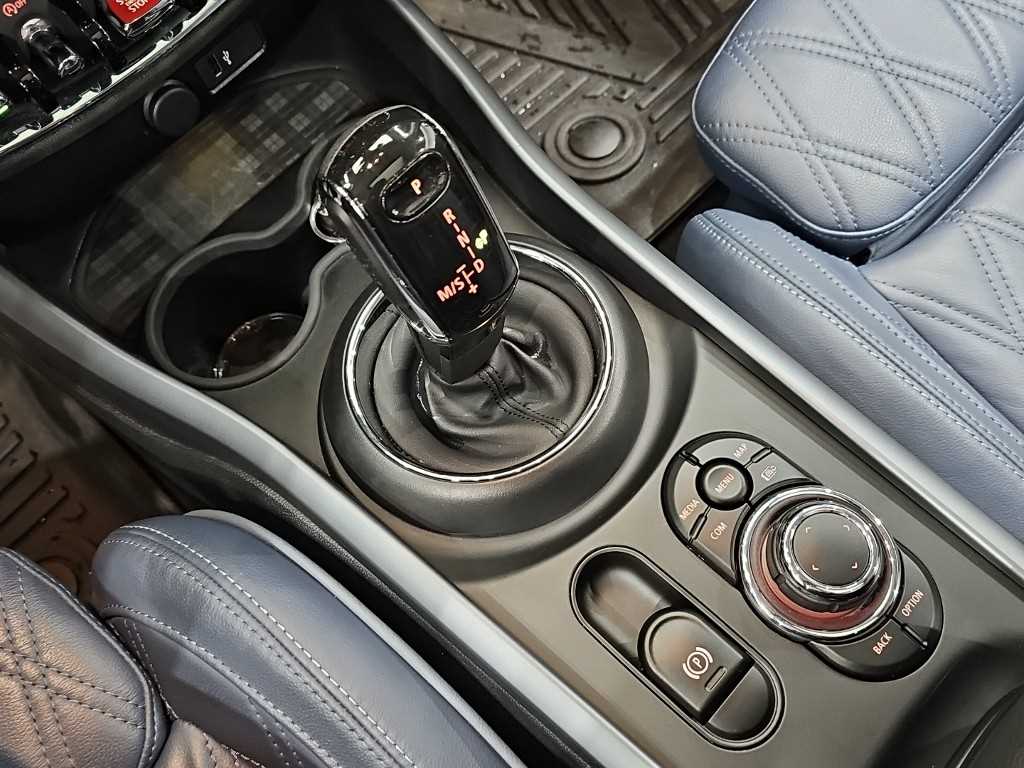 Mini Clubman - Vista 8