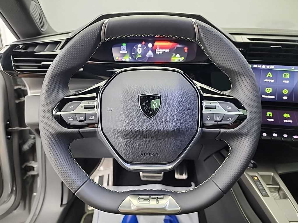 Peugeot 408 - Vista 9