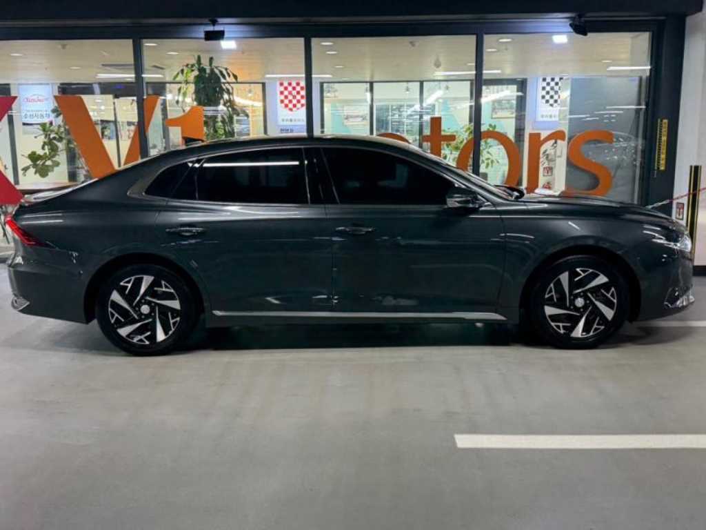 HYUNDAI Grandeur - Vista 3