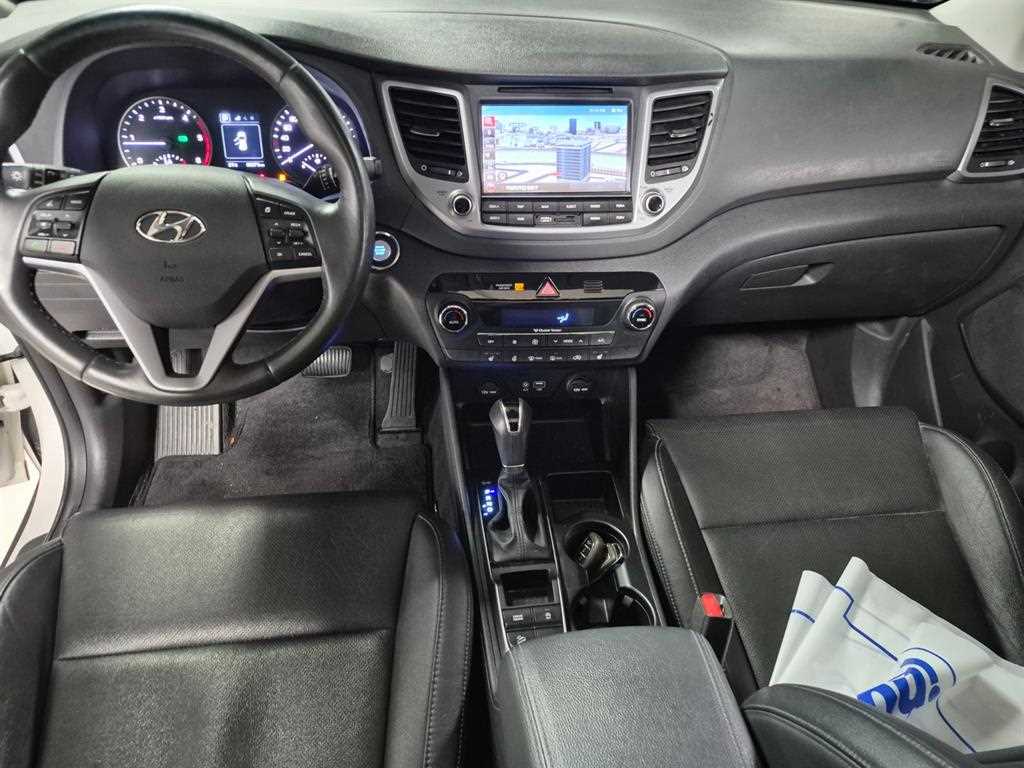 HYUNDAI Tucson - Vista 7