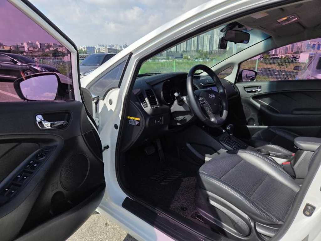 KIA K3 2015 - Importación desde Corea - HF Imports Iquique - Foto 17