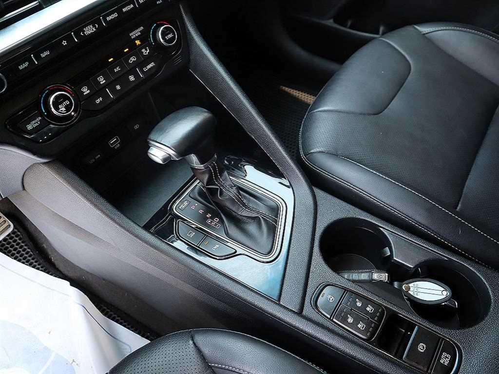 KIA Niro - Vista 12