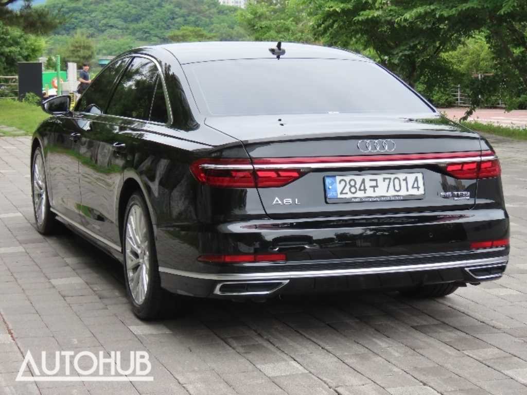 Audi A8 - Vista 4