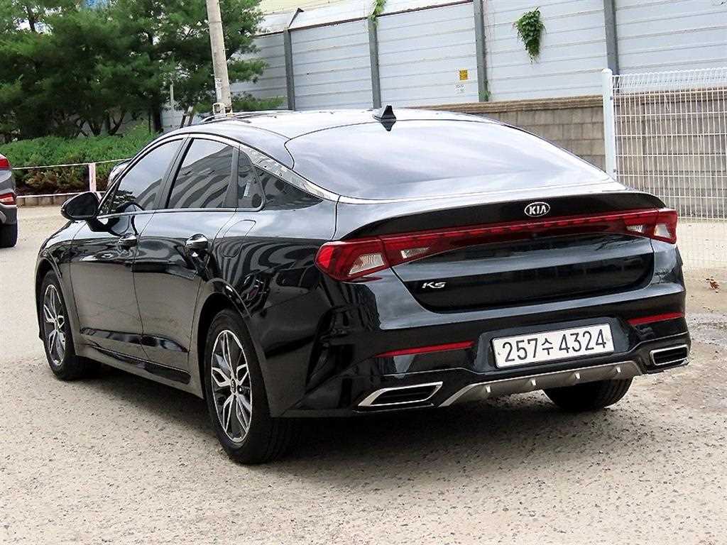 KIA K5 - Vista 3
