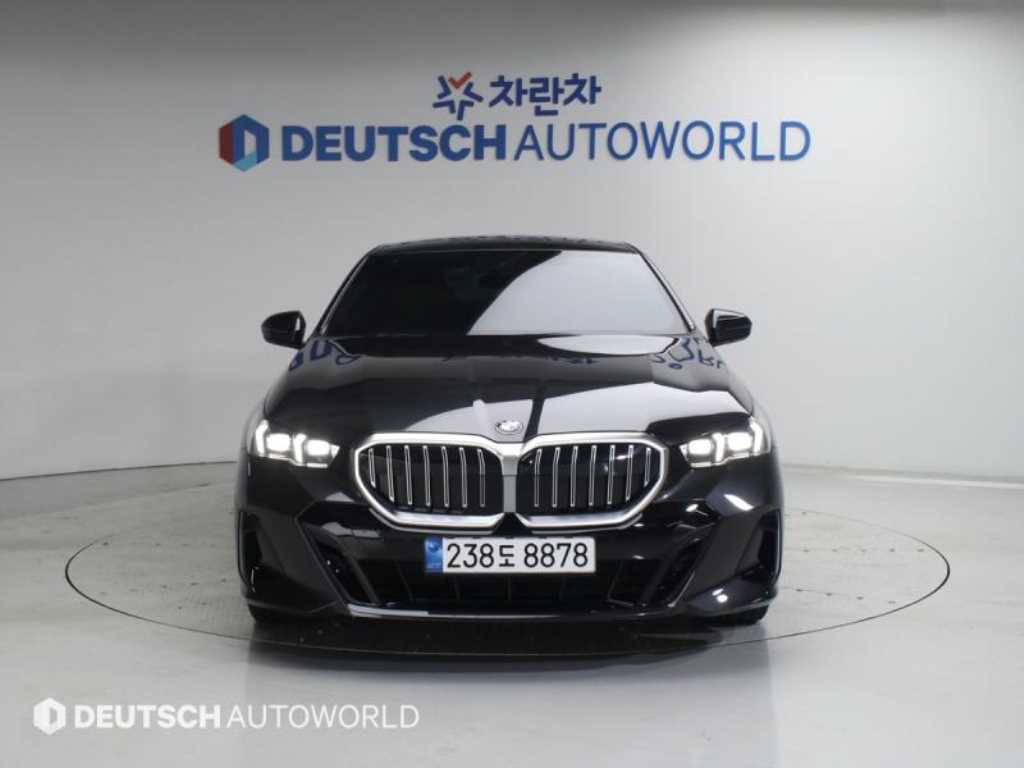 BMW 5 Series - Vista 3