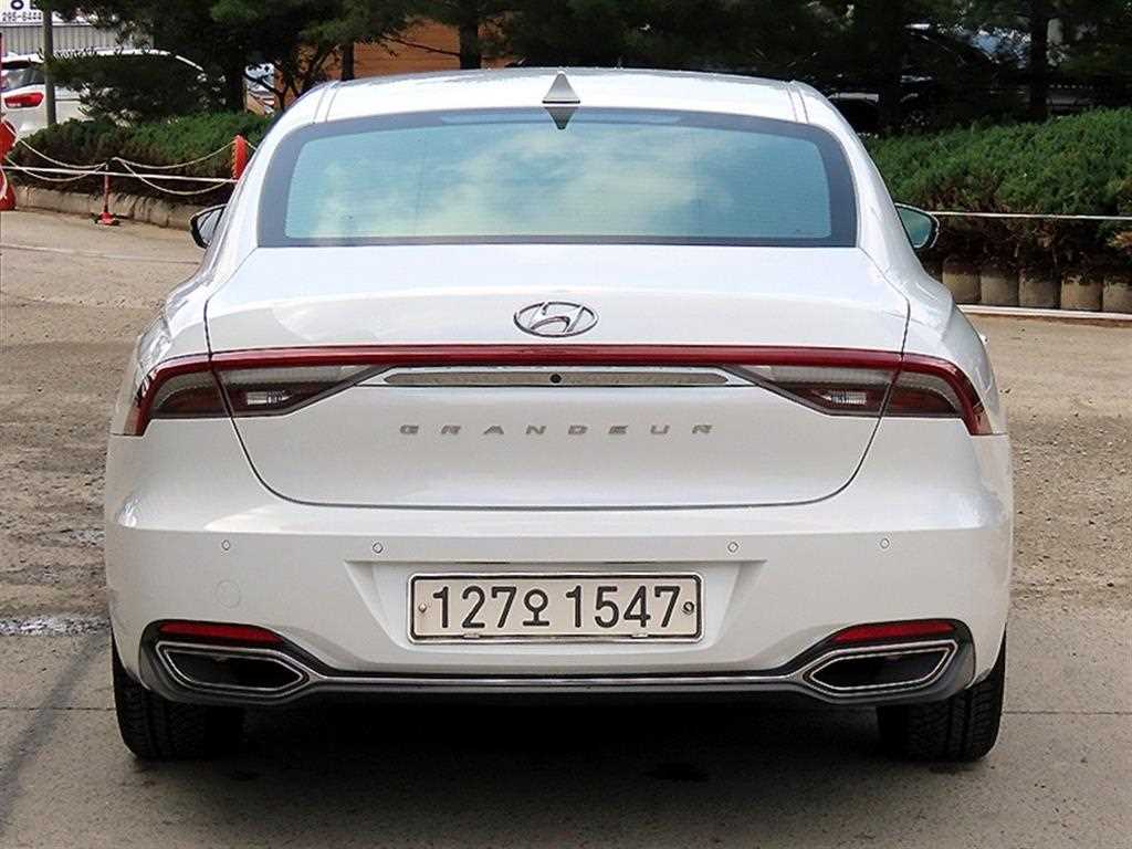 HYUNDAI Grandeur - Vista 4