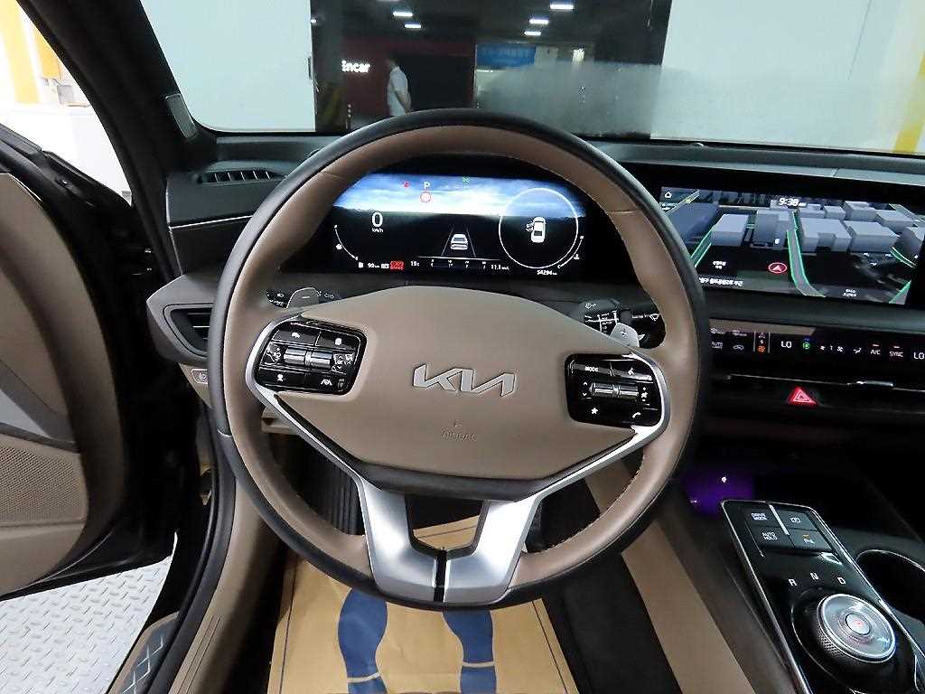 KIA K8 - Vista 9
