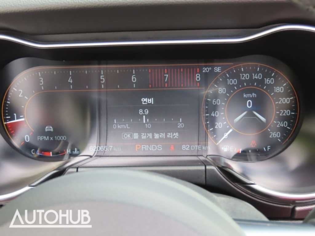 Ford Mustang - Vista 6