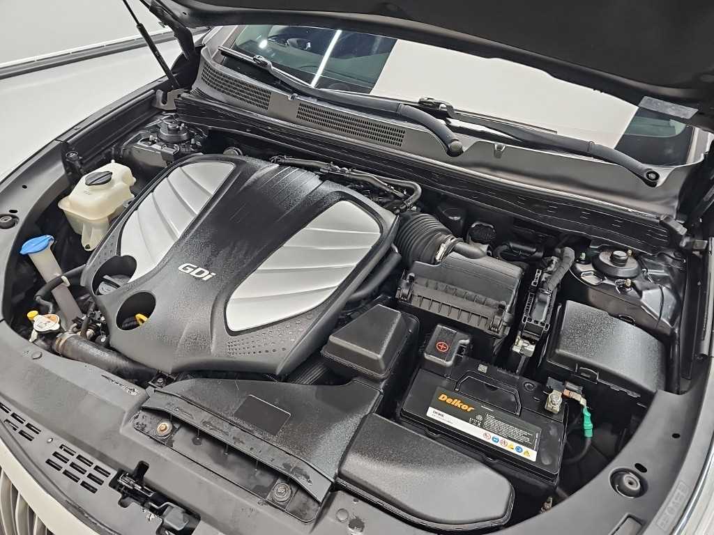 HYUNDAI Grandeur - Vista 5