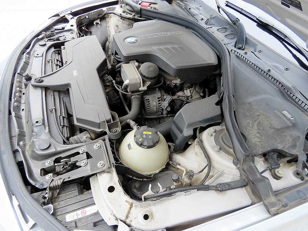 BMW 3 series 2015 Gris - Importación desde Corea - HF Imports Iquique - Foto 19