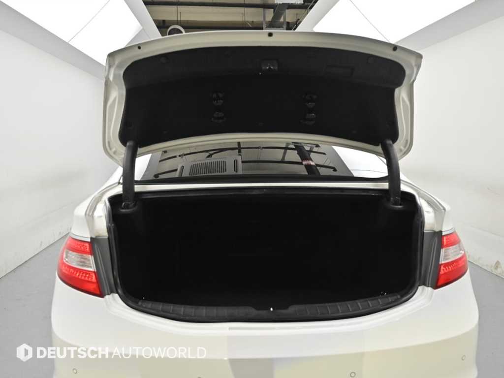 HYUNDAI Grandeur 2015 Blanco - Importación desde Corea - HF Imports Iquique - Foto 19