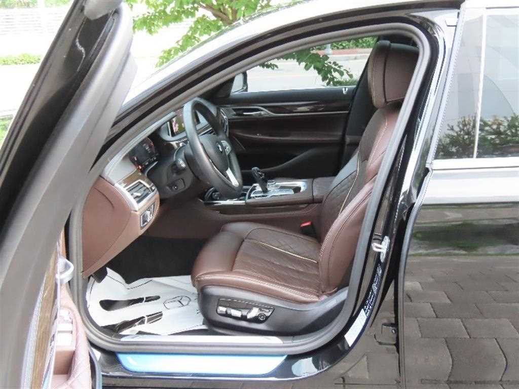 BMW 7 Series 2021 Negro - Importación desde Corea - HF Imports Iquique - Foto 13