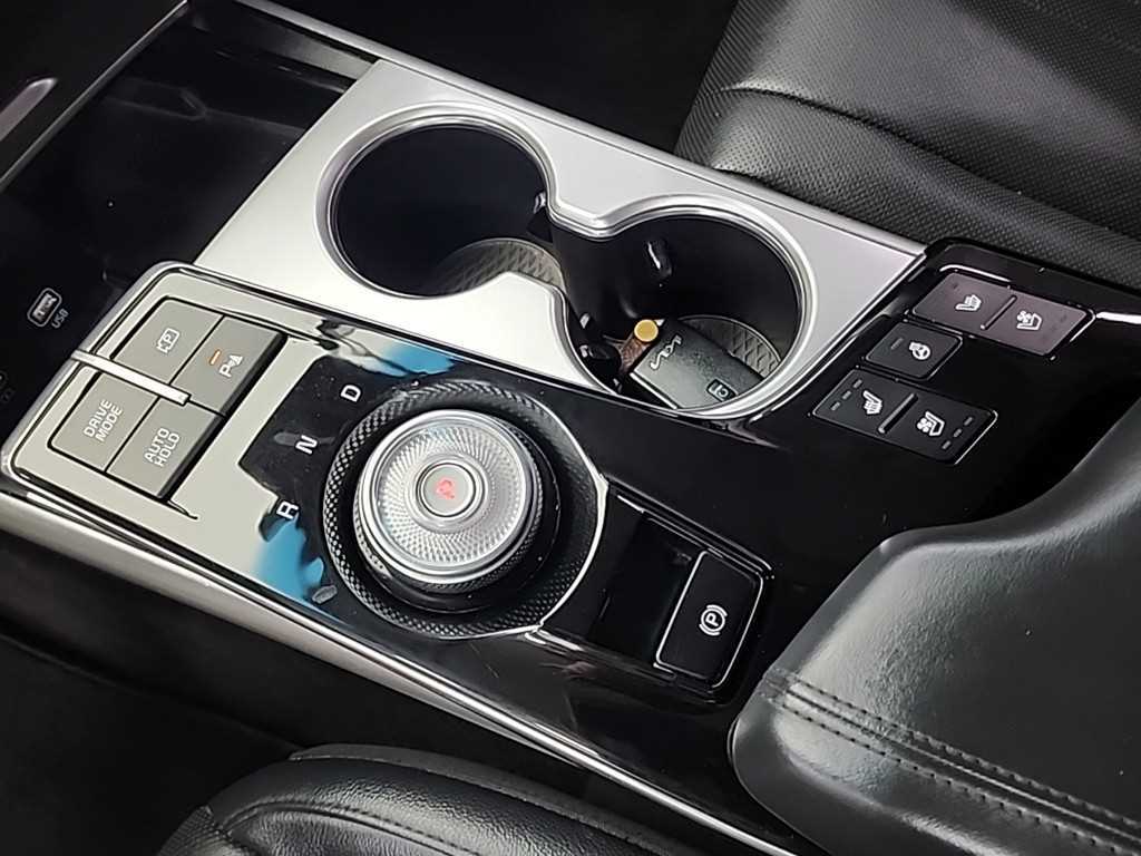 KIA K8 - Vista 8