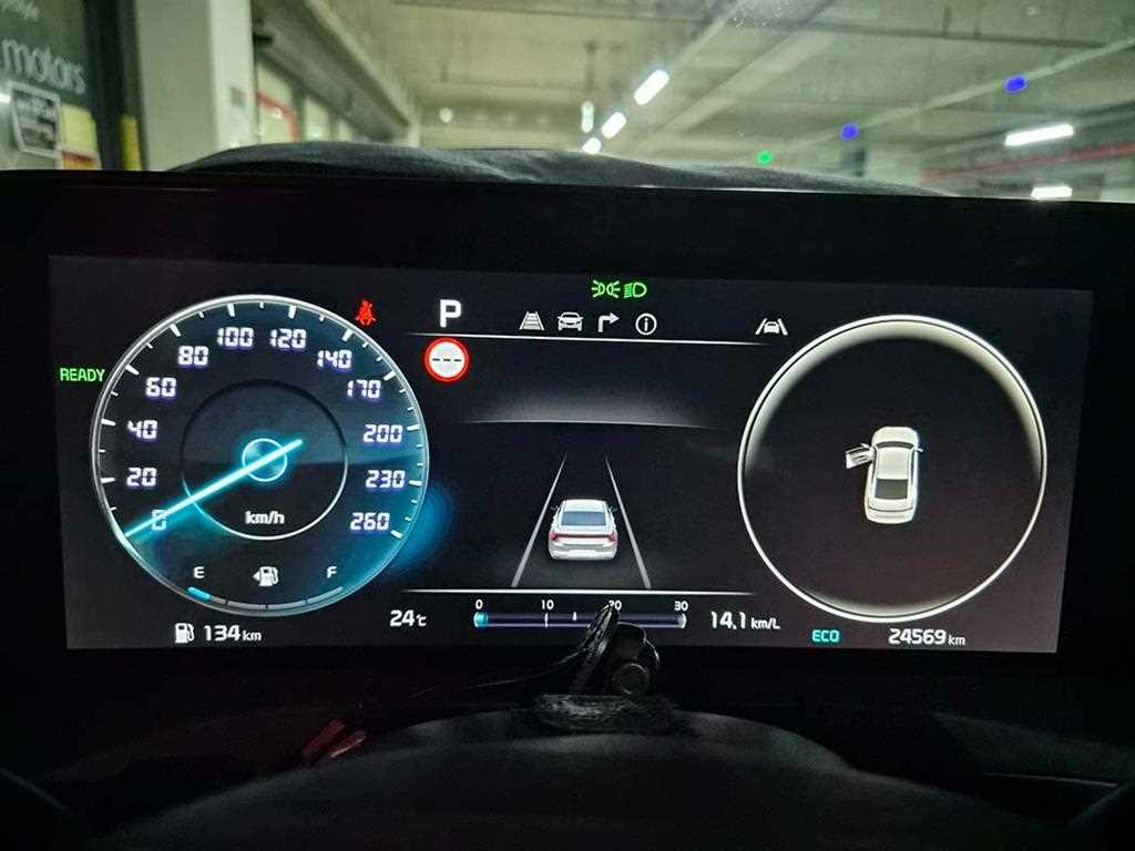 KIA K8 - Vista 9