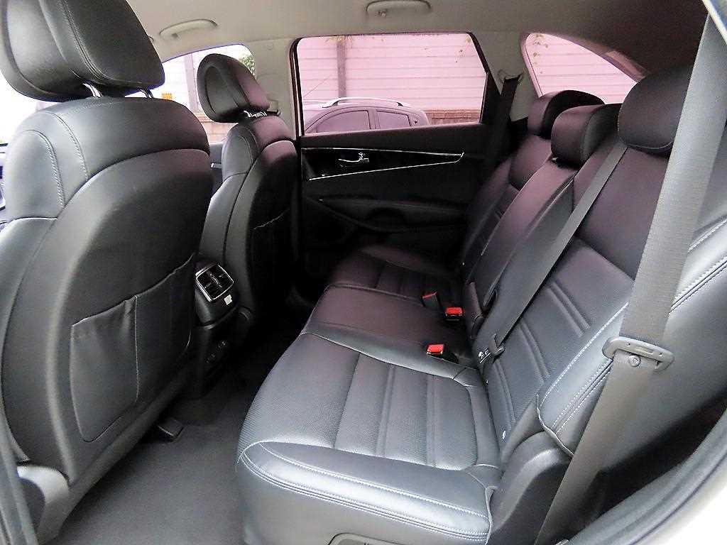 KIA Sorento - Vista 6