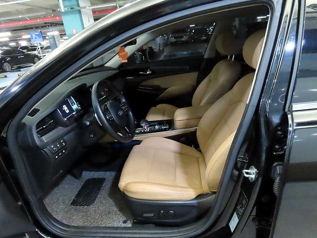 KIA K7 - Vista 6