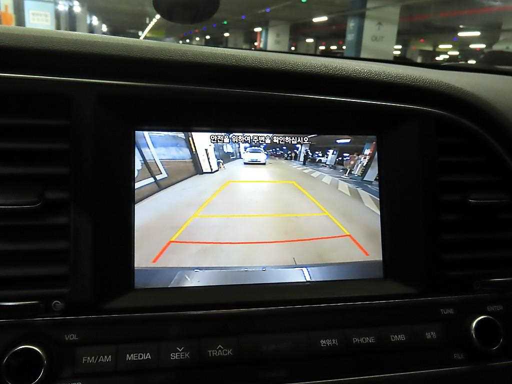 HYUNDAI Avante 2017 Gris - Importación desde Corea - HF Imports Iquique - Foto 16