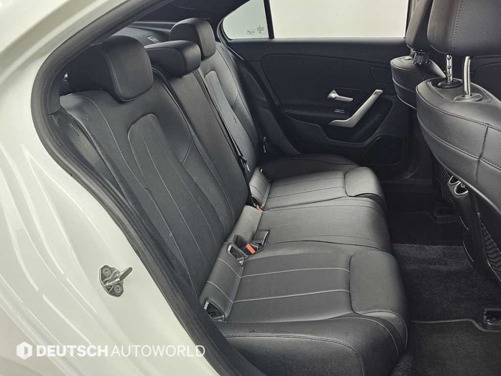 Mercedes Benz A Class - Vista 12