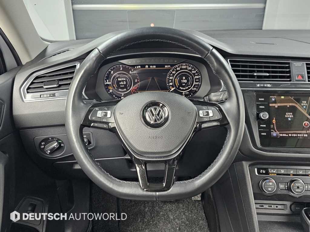 Volkswagen Tiguan 2018 Blanco - Importación desde Corea - HF Imports Iquique - Foto 13