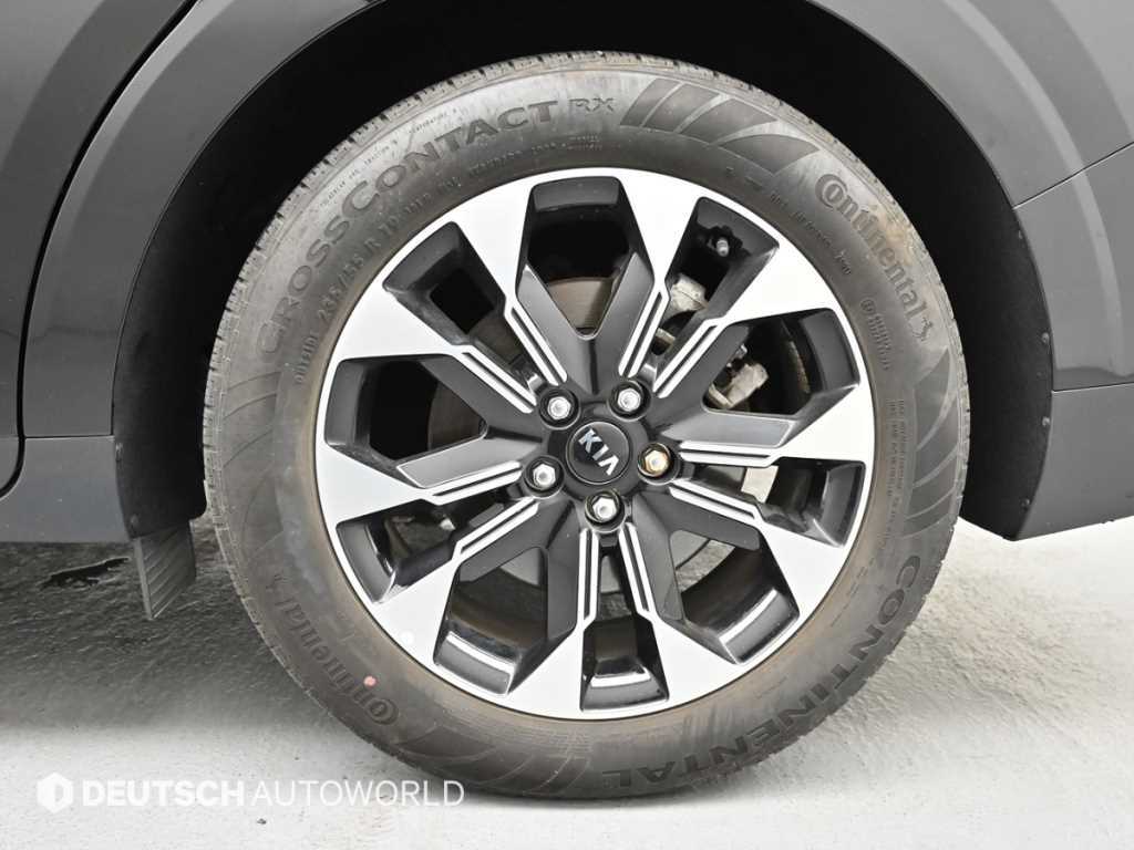 KIA Carnival - Vista 5