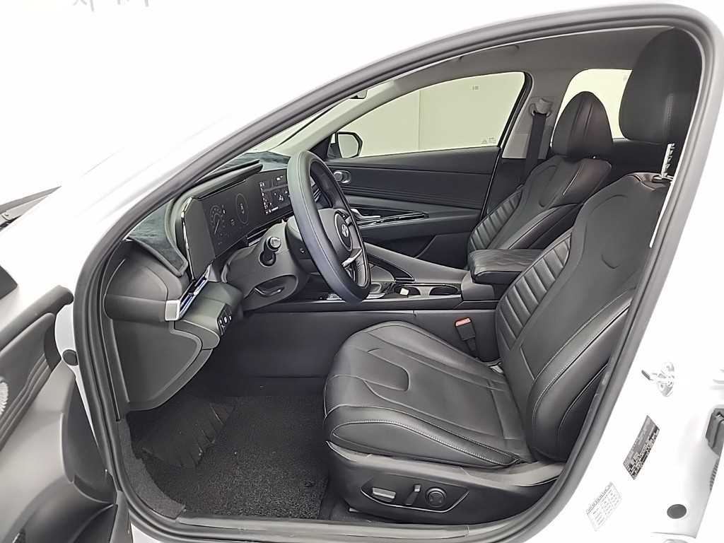 HYUNDAI Avante - Vista 11