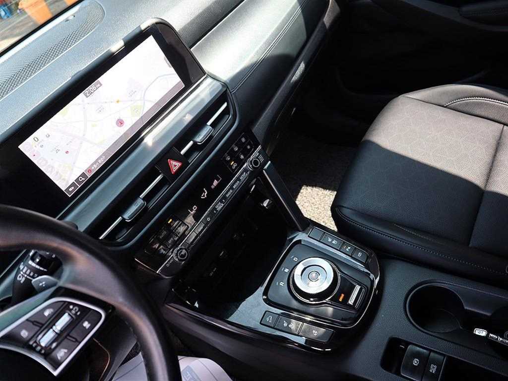 KIA Seltos - Vista 9