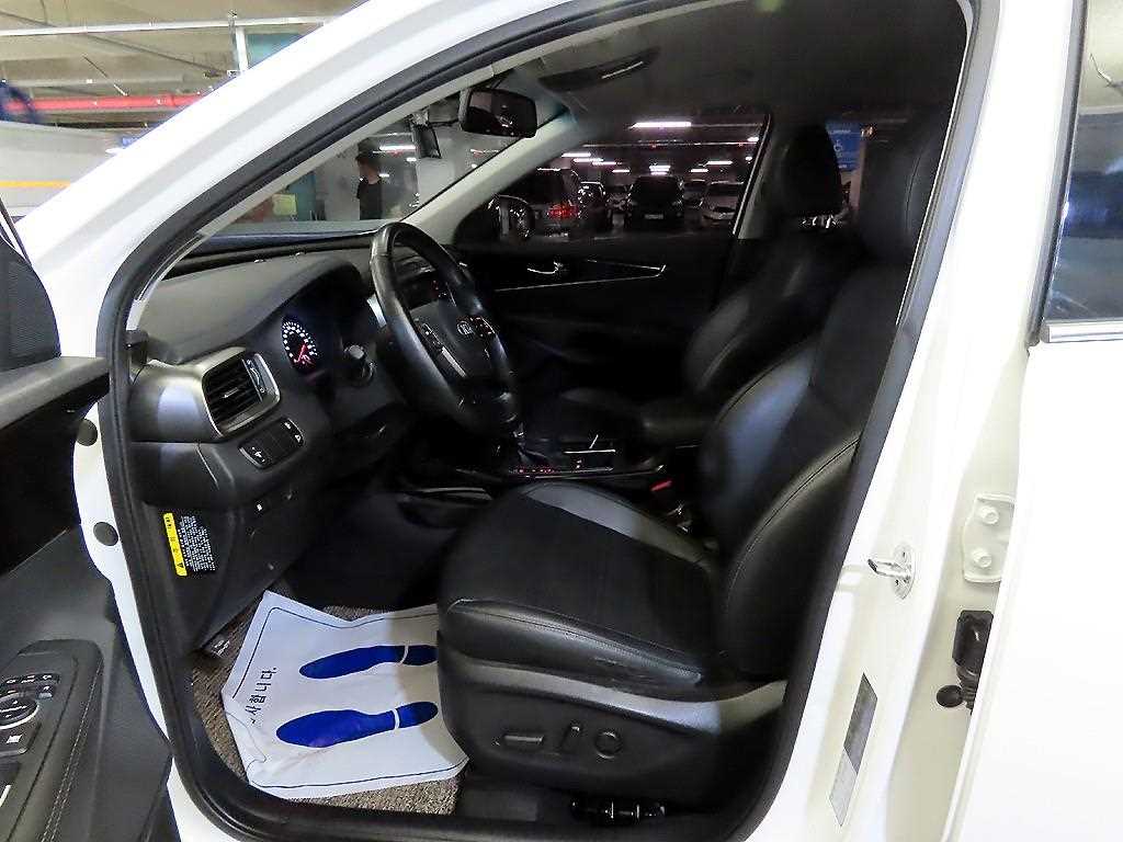 KIA Sorento - Vista 6