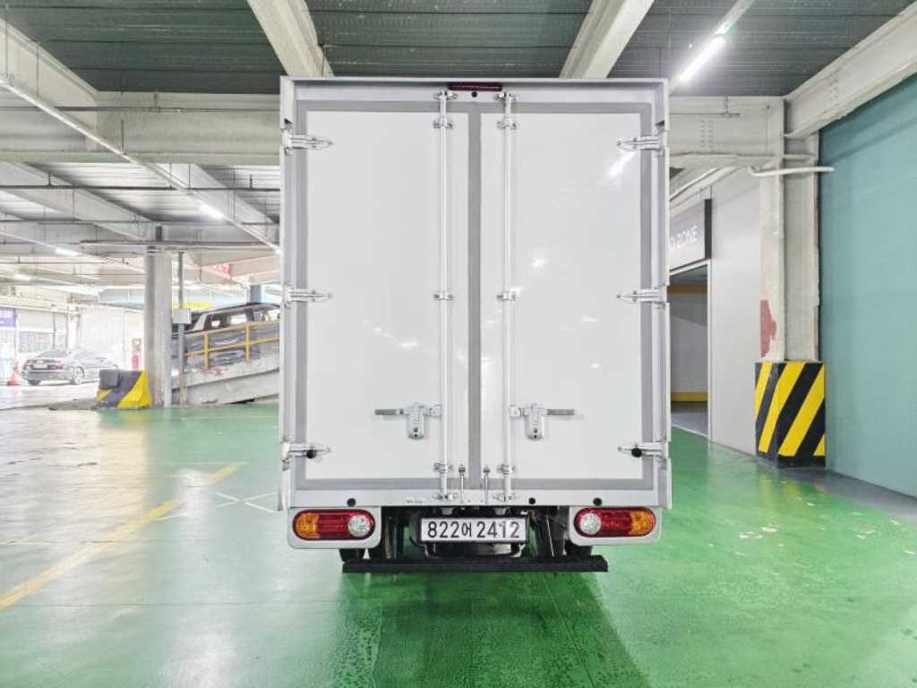 Small Truck Normal Box(High Deck) - Vista 8
